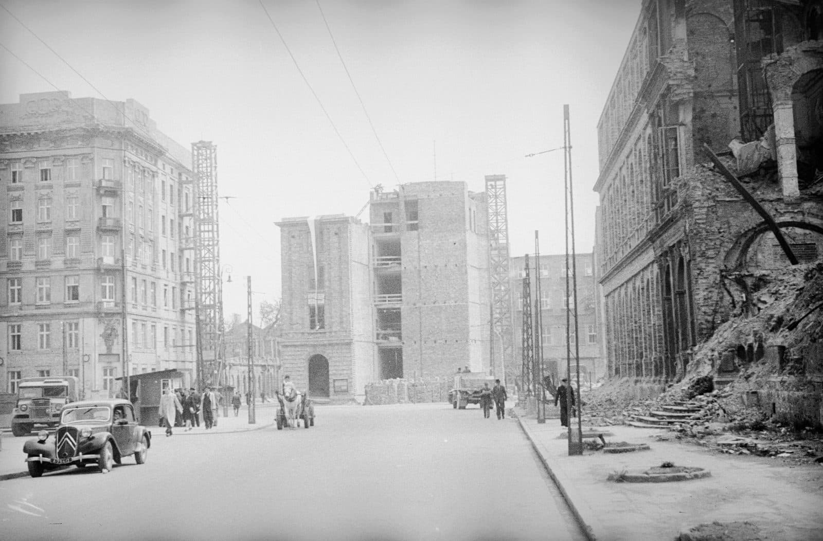 Zachęta Gallery (Plac Małachowskiego), 1948